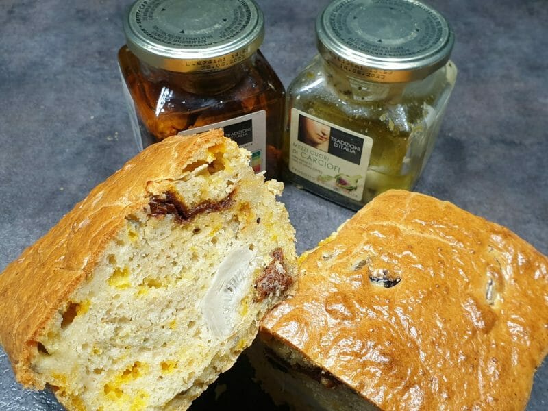 Cliquez pour zoomer ! Cake aux artichauts et tomates confites Thermomix par Petroni