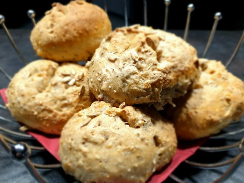 Cliquez pour zoomer ! Petits pains aux céréales Thermomix par Petroni