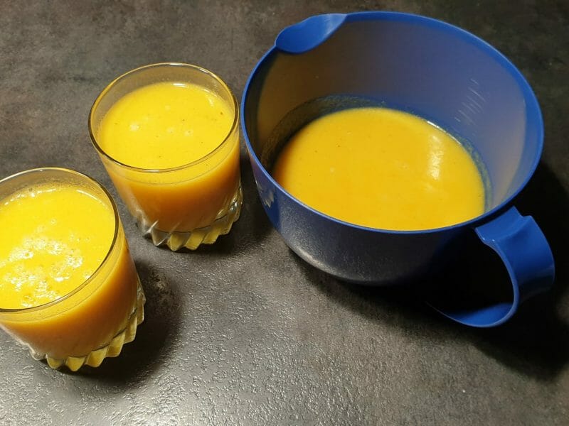 Cliquez pour zoomer ! Smoothie orange, pomme et banane Thermomix par Petroni