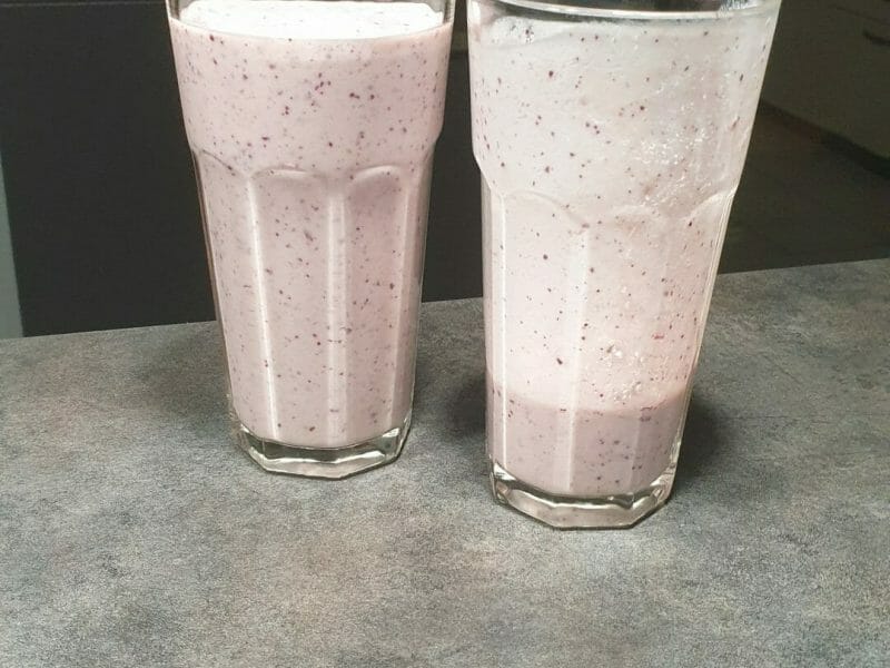 Cliquez pour zoomer ! Smoothie fruits rouges et banane Thermomix par Petroni