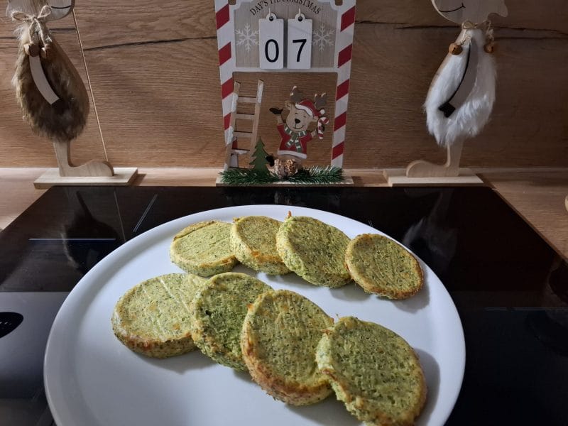 Cliquez pour zoomer ! Galettes de brocolis Thermomix par Petroni