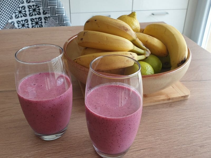 Cliquez pour zoomer ! Smoothie fruits rouges et banane Thermomix par Petroni