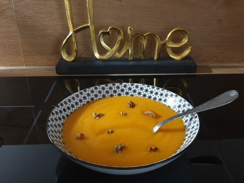 Cliquez pour zoomer ! Velouté de radis noir et carottes Thermomix par Petroni