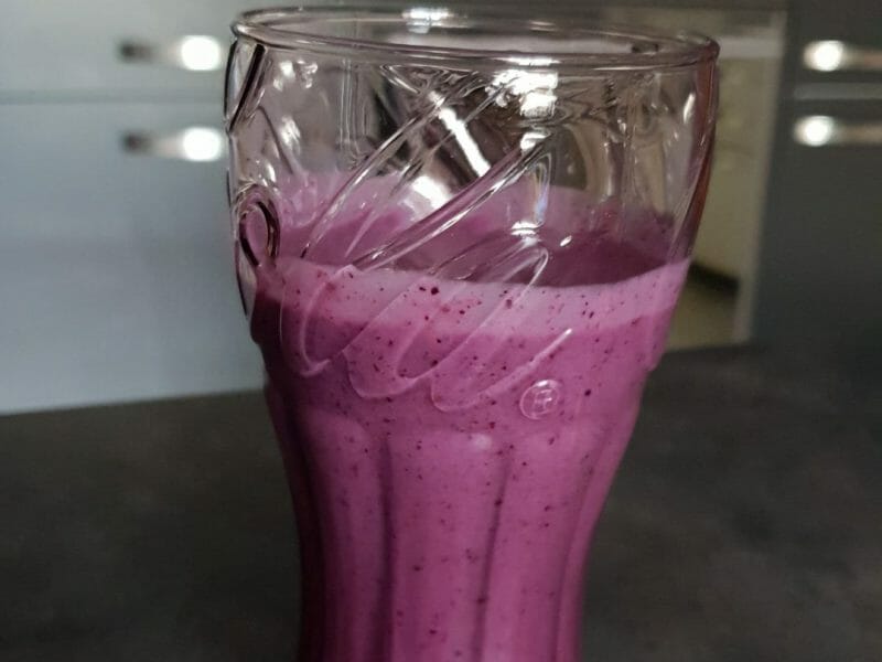 Cliquez pour zoomer ! Smoothie fruits rouges et banane Thermomix par Petroni