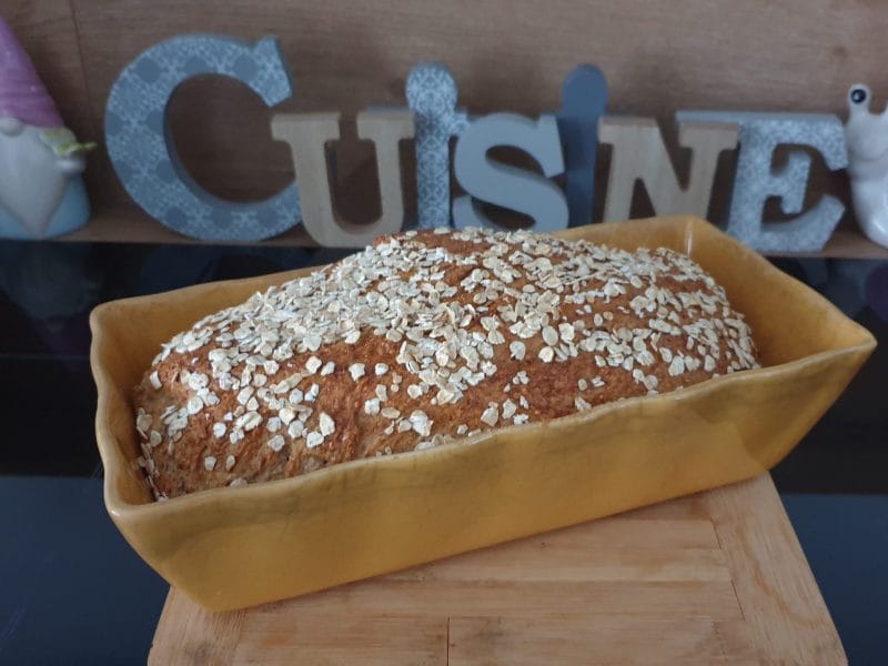 Cliquez pour zoomer ! Pain aux flocons d’avoine et au miel Thermomix par Petroni