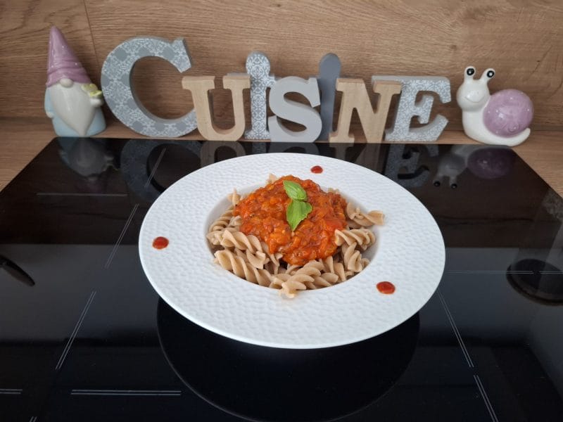 Cliquez pour zoomer ! Pâtes sauce aux poivrons grillés Thermomix par Petroni