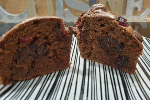 Cliquez pour zoomer ! Cake au chocolat et cranberries Thermomix par Petroni