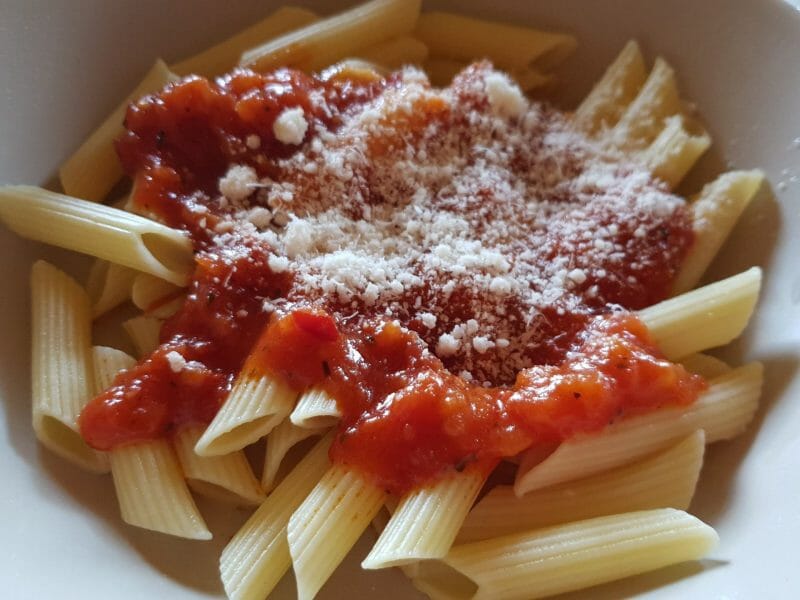 Cliquez pour zoomer ! Penne sauce arrabbiata Thermomix par Petroni