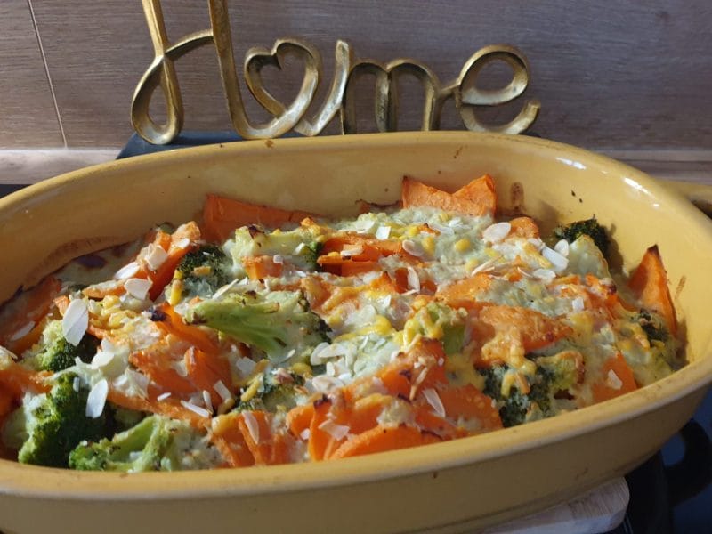 Cliquez pour zoomer ! Gratin de pommes de terre et brocolis Thermomix par Petroni