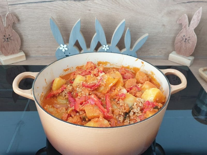 Cliquez pour zoomer ! Boeuf aux poivrons et pommes de terre Thermomix par Petroni