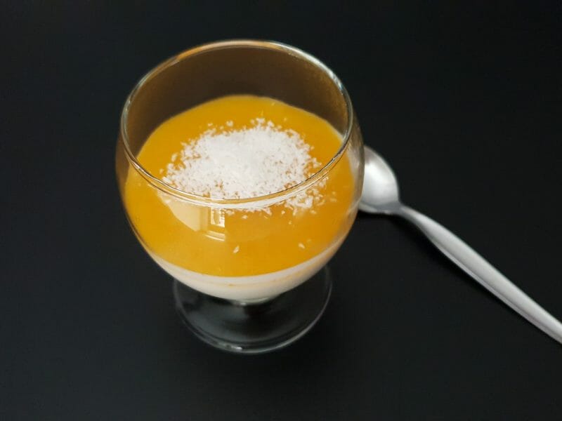Cliquez pour zoomer ! Panna cotta coco mangue Thermomix par Petroni