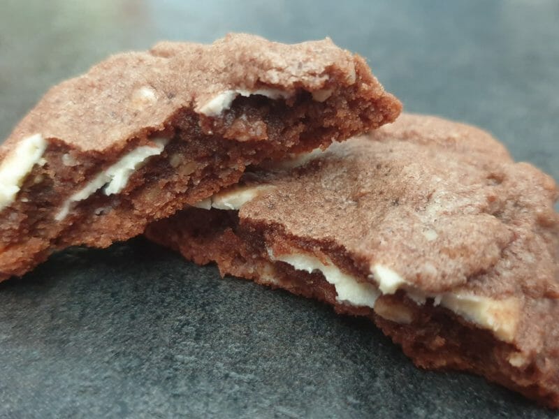 Cliquez pour zoomer ! Cookies 3 chocolats et noisettes Thermomix par Petroni