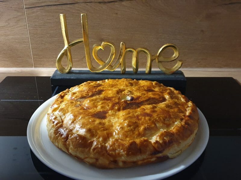 Cliquez pour zoomer ! Tourte aux poireaux et au saumon fumé Thermomix par Petroni