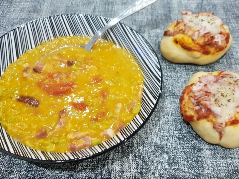 Cliquez pour zoomer ! Soupe de lentilles, pois cassés et poitrine fumée Thermomix par Petroni