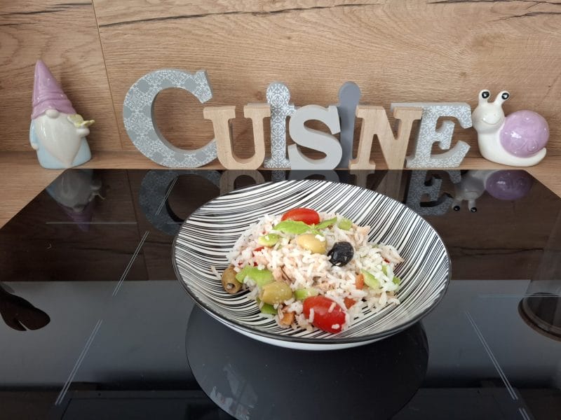 Cliquez pour zoomer ! Salade de riz au thon et aux légumes croquants Thermomix par Petroni