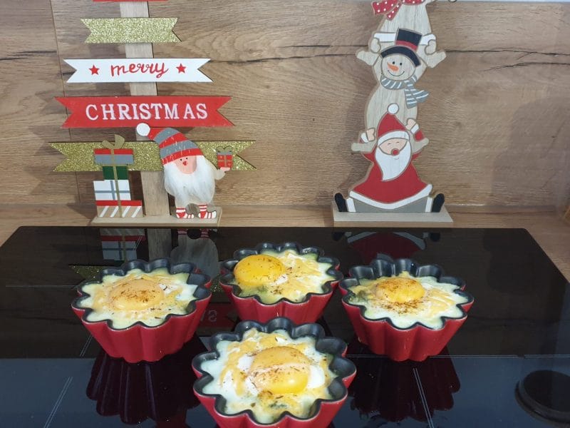 Cliquez pour zoomer ! Oeufs cocotte épinards et chorizo Thermomix par Petroni