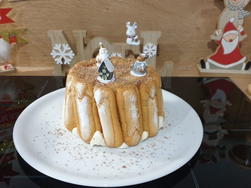 Cliquez pour zoomer ! Charlotte poire chocolat Thermomix par Petroni