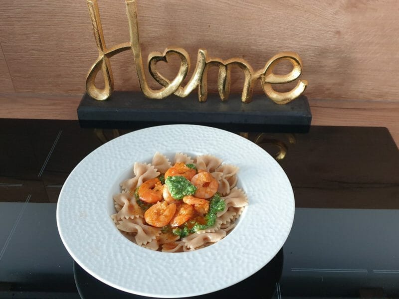 Cliquez pour zoomer ! Farfalle au pesto et crevettes Thermomix par Petroni