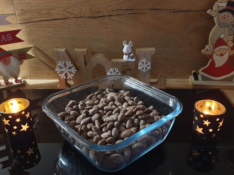 Cliquez pour zoomer ! Amandes au chocolat Thermomix par Petroni