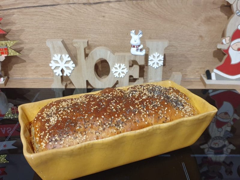 Cliquez pour zoomer ! Pain de mie aux blancs d’oeufs et aux graines de céréales Thermomix par Petroni