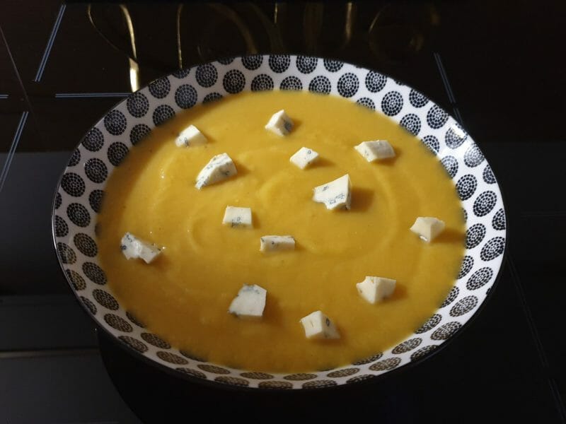 Cliquez pour zoomer ! Velouté de butternut et panais à la fourme d’Ambert Thermomix par Petroni