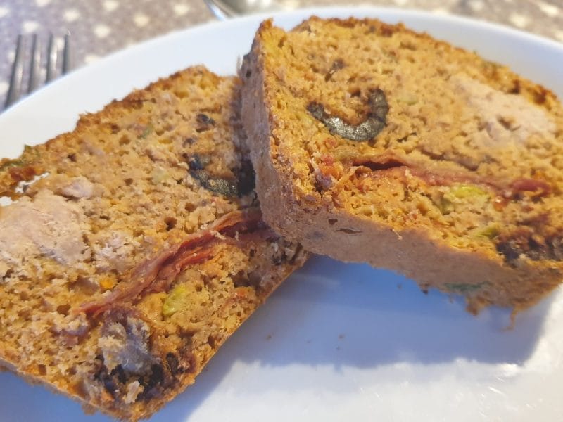 Cliquez pour zoomer ! Cake au thon Thermomix par Petroni