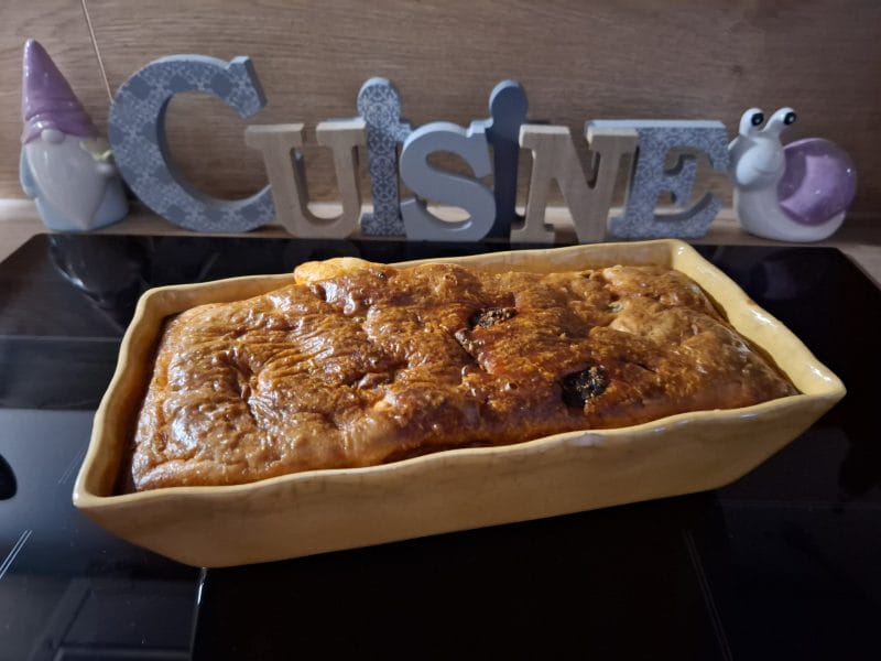 Cliquez pour zoomer ! Cake chorizo, poivrons et feta Thermomix par Petroni