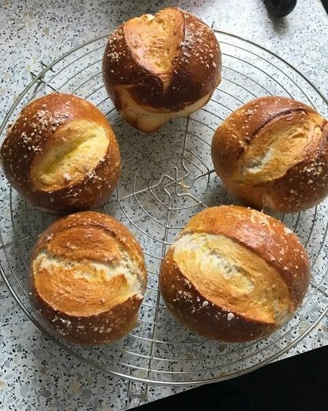 Cliquez pour zoomer ! Mauricette – Petits pains alsaciens Thermomix par Ninanana