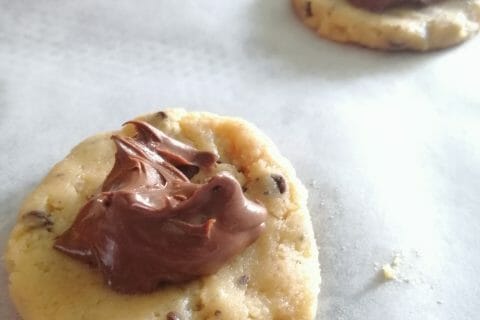 Cliquez pour zoomer ! Cookies fourrés au nutella Thermomix par 1001elisa