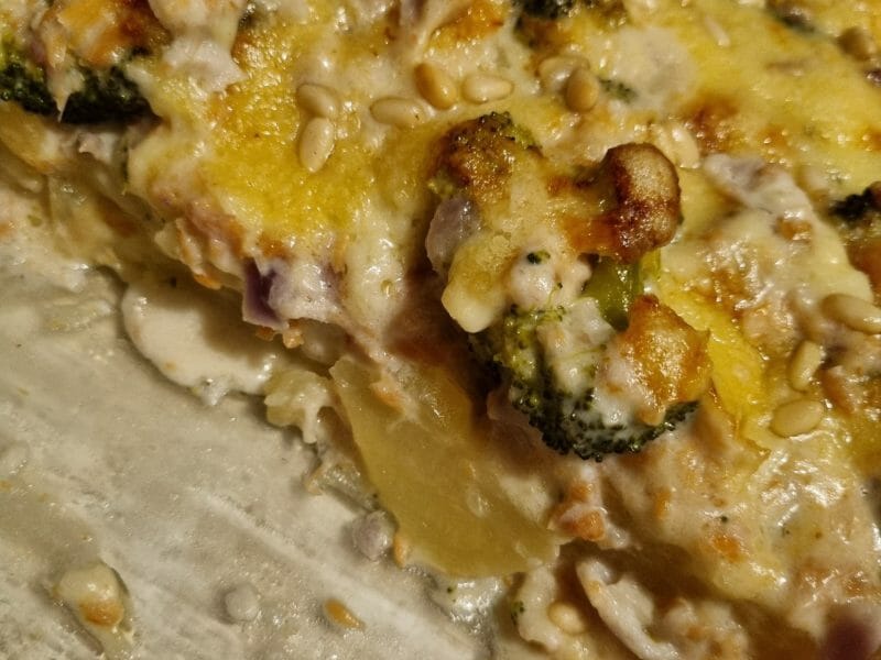 Cliquez pour zoomer ! Gratin de pommes de terre et brocolis Thermomix par 1001elisa