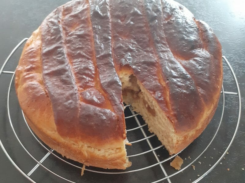 Cliquez pour zoomer ! Brioche aux pommes caramélisées Thermomix par breizhcarole