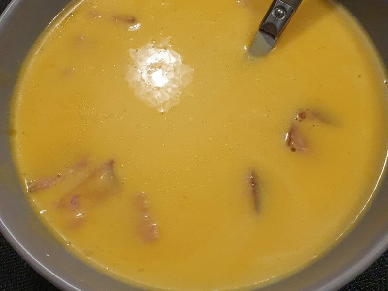 Cliquez pour zoomer ! Crème de butternut à la Morteau Thermomix par blandine_18