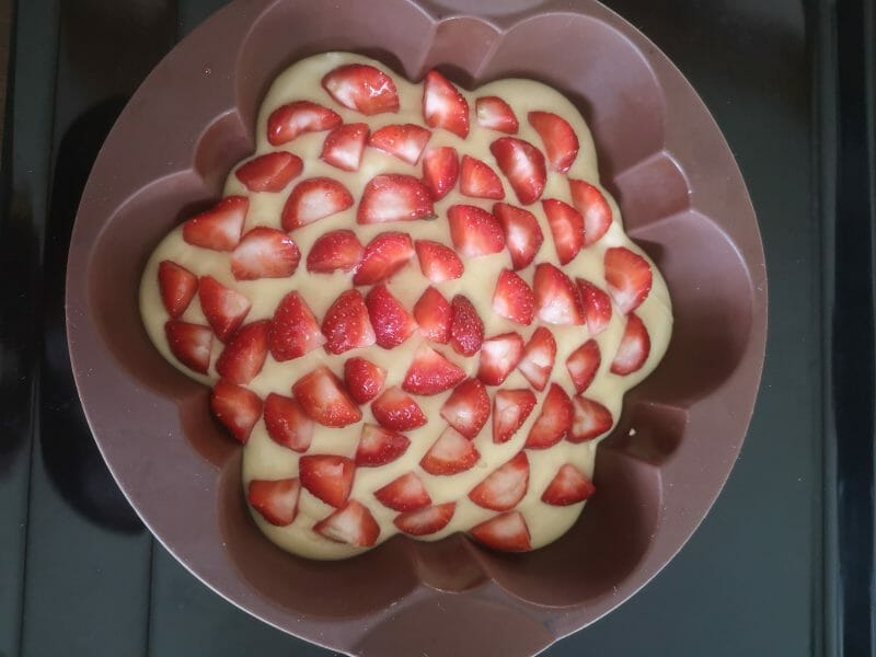 Cliquez pour zoomer ! Gâteau aux fraises Thermomix par sandra8970