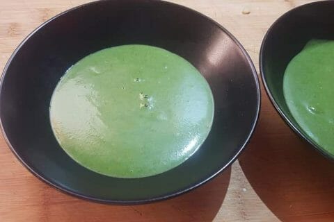 Cliquez pour zoomer ! Soupe d’orties Thermomix par helene1850