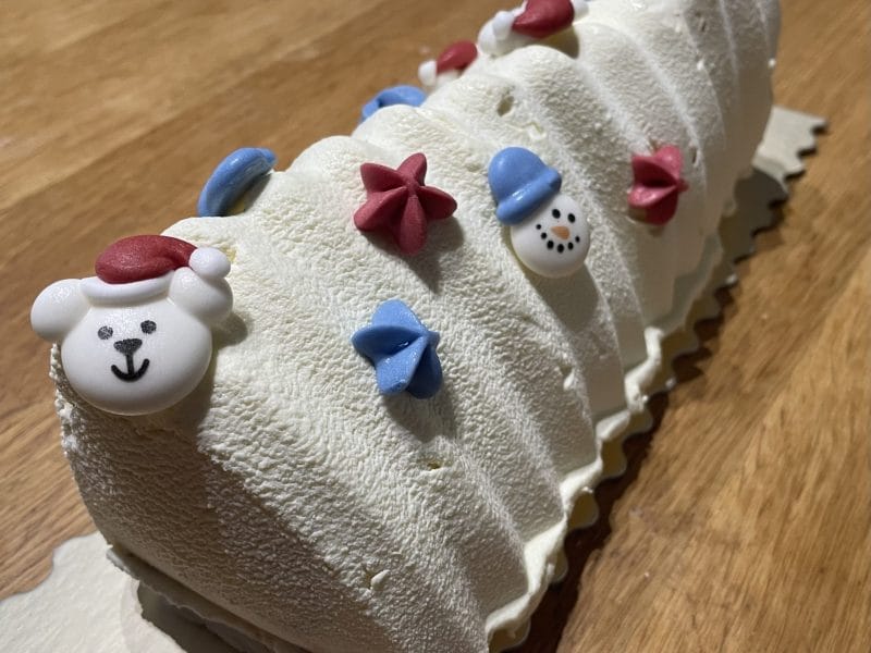 Cliquez pour zoomer ! Bûche vanille praliné Thermomix par ingrid_33