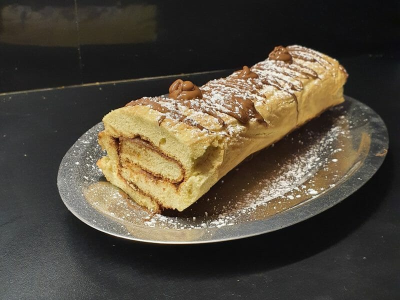 Cliquez pour zoomer ! Roulé au nutella Thermomix par sandra_137