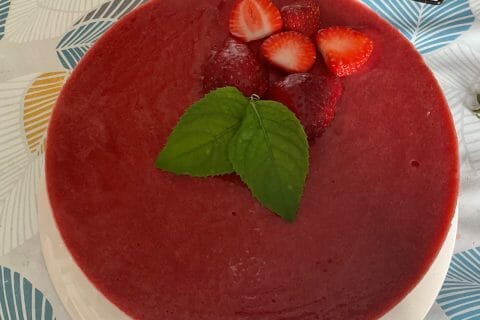 Cliquez pour zoomer ! Bavarois aux fraises Thermomix par silvie11