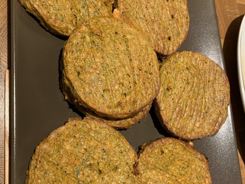 Cliquez pour zoomer ! Galettes de brocolis Thermomix par celine1103