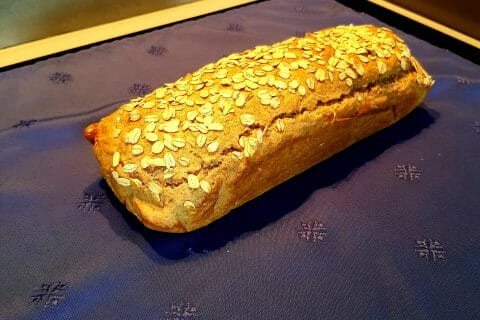 Cliquez pour zoomer ! Pain aux flocons d’avoine et au miel Thermomix par Jez