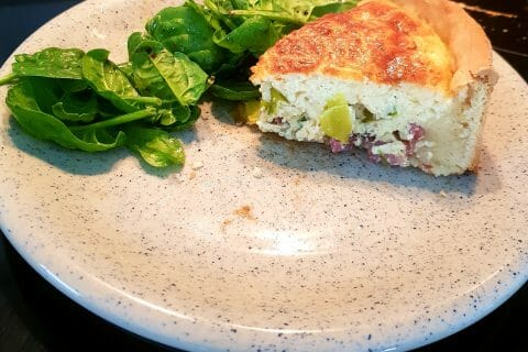 Cliquez pour zoomer ! Gâteau poireaux, lardons et fromage Thermomix par Jez