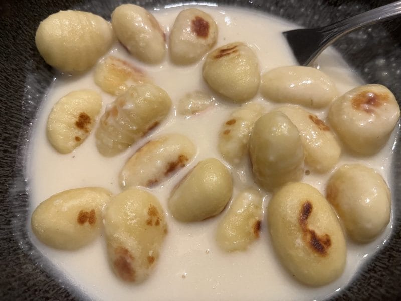 Cliquez pour zoomer ! Penne sauce quatre fromages Thermomix par caroline59470