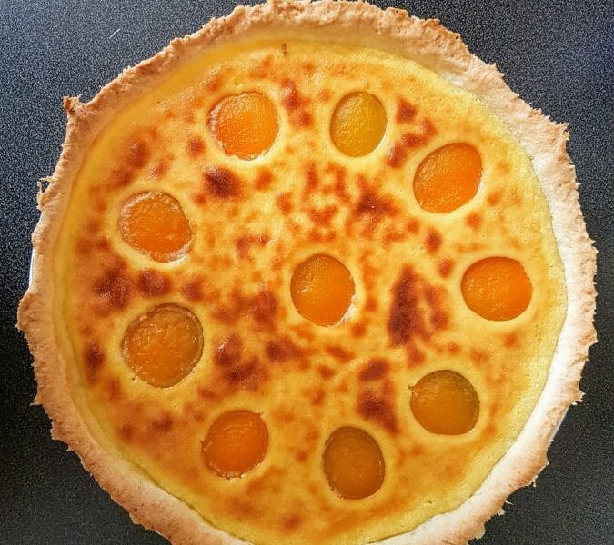 Cliquez pour zoomer ! Tarte amandine aux abricots Thermomix par clairette44320