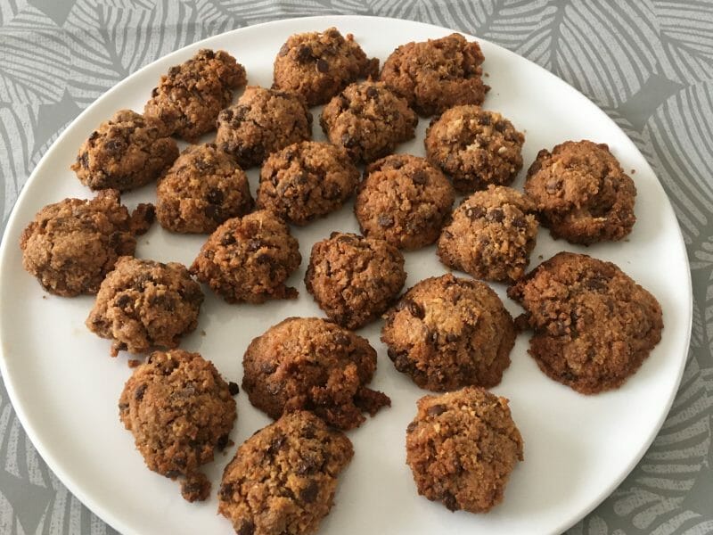 Cliquez pour zoomer ! Cookies au pain rassis et pépites de chocolat Thermomix par neheryn