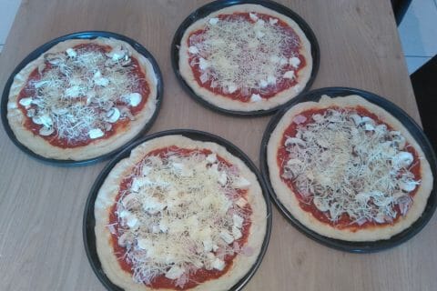 Cliquez pour zoomer ! Pâte à pizza Thermomix par vanes86