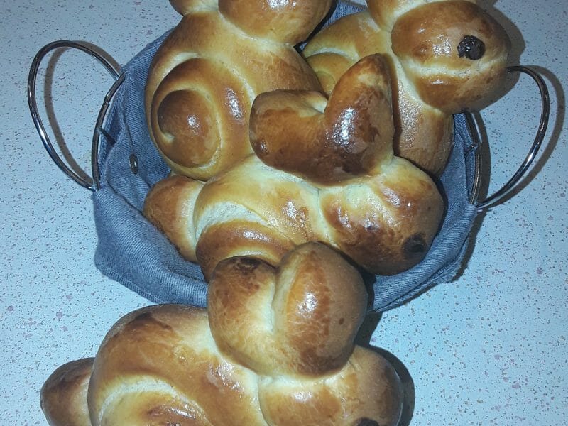 Cliquez pour zoomer ! Brioches lapin de Pâques Thermomix par anmar42