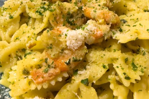 Cliquez pour zoomer ! Farfalle au pesto et crevettes Thermomix par nenexx