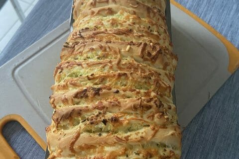 Cliquez pour zoomer ! Pain à l’ail, persil et mozzarella Thermomix par marie_277