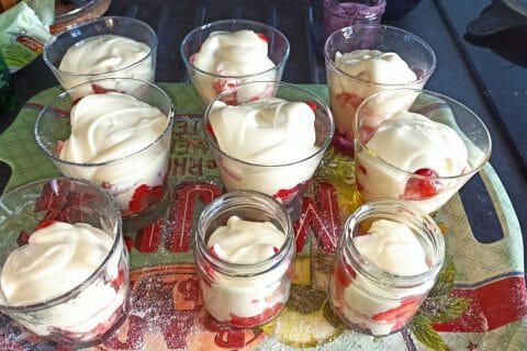 Cliquez pour zoomer ! Délices fraises et chocolat blanc Thermomix par cilvie91