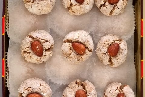 Cliquez pour zoomer ! Ghribas aux noix et amandes Thermomix par anyssou