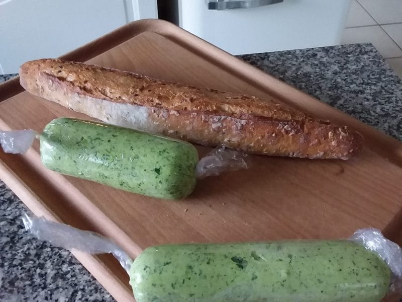 Cliquez pour zoomer ! Beurre maître d’hôtel – beurre d’escargots Thermomix par tinou63bis